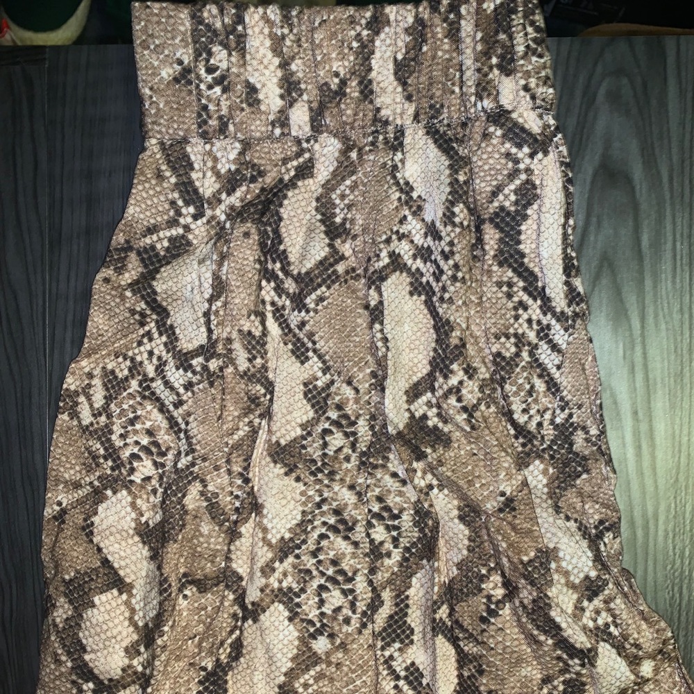 flowy shorts from H&M